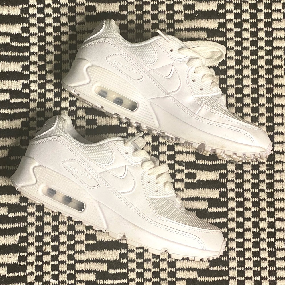 White Air Max 90s